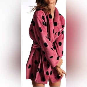 Pink Victoria’s Secret cozy pink polka dot soft Begonia robe Sz XS